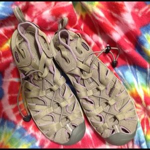 Keen waterproof washable, excellent condition!